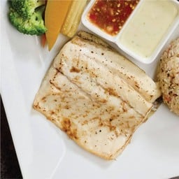 สเต๊กปลากะพงย่างเกลือ