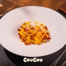 Classic Fettuccine Carbonara