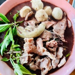 พิกุลอาหารตามสั่งก๋วยเตี๋ยว