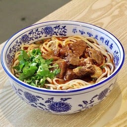 B红烧牛肉面 บะหมี่เนื้อตุ๋นน้ำแดง