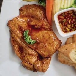 สเต๊กอกไก่ย่างครีมซอสเห็ด