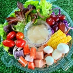 Ak.สลัดผักและผลไม้ ลาดพร้่าว87แยก7ร้านขนมหวานคุณฝน