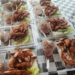 อู้วหู้ววหมูทอดไก่ทอด