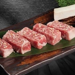 เนื้อวากิวAus.ลูกเต๋า ย่าง