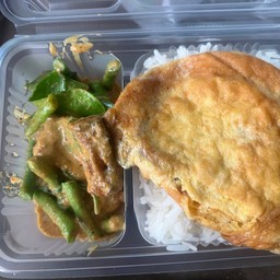 ข้าวเครื่องแกงปลากะพง