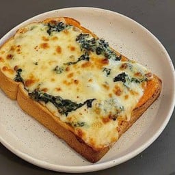 ผักโขมอบชีสสด