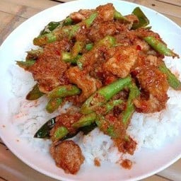 ครัวเฮียนพ อาหารตามสั่ง