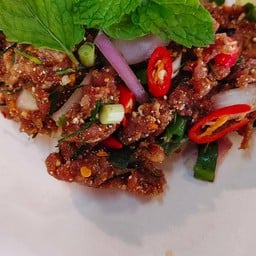 ก้อยหมูดิบ