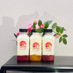 SKY STRAWBERRY FRESH MILK 🍓& ICE CREAM 🍨(สตอเบอรี่นมสด & ไอติม เค้ก ขนมปัง) ไม่มีหน้าร้าน