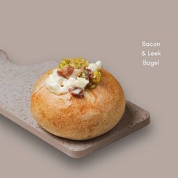 Bacon N Leek Bagel