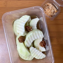 ฝรั่งแช่บ๊วย