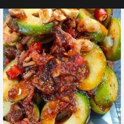 Fresh fruit shop (ผลไม้ดองสดทรงเครื่อง เขียว-ตี๋)