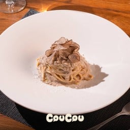 Spaghetti with Black Truffle Cream