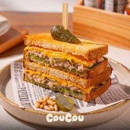 Tuna Pesto Sandwich
