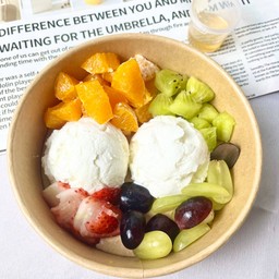 กรีกโยเกิร์ตออริจินัล 2 สคูป ผลไม้ 4 อย่าง Free Honey