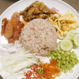 ข้าวคลุกกะปิพี่หมี