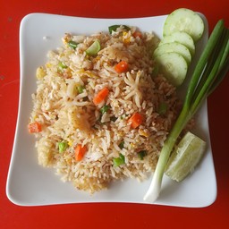 ข้าวผัดขั้นเทพ(ติดกับร้านเตี๋ยวหมูอ้วน) 1เดียวในแม่สาย