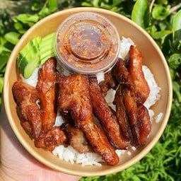 ข้าวหมูทอด เพลินเพลิน