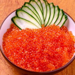 ข้าวหน้าไข่แซลมอน100กรัม