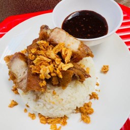 ข้าวหมูทอด นายที