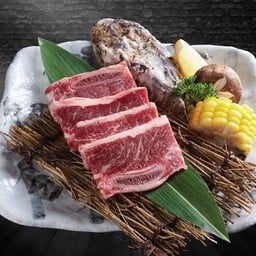 เนื้อวากิวแบล็คแองกัสสไลด์ย่างติดซี่โครง