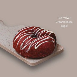 Redvelvet Creamcheese Bagel