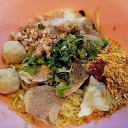ZabbCenter ก๋วยเตี๋ยว ส้มตำ ข้าวมันไก่