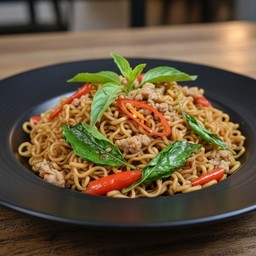 มาม่าผัดกะเพรา