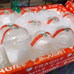 ร้านน้ำมะพร้าวน้ำหอมหน้าเซเว่น บ้านฟาก