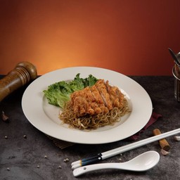 บะหมี่แห้งไก่ทอด