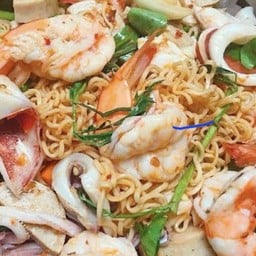 ยำมาม่าทะเล