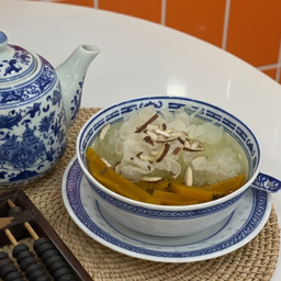 ฟักทองตุ๋นเห็ดหูหนูขาว 银耳炖南瓜Stewed Snow Fungus with Pumpkin