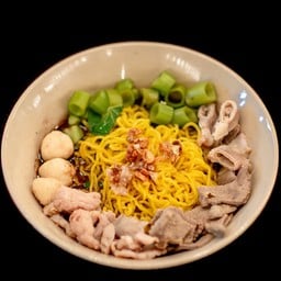 ก๋วยเตี๋ยวเรืออยุธยา เศรษฐีเรือทอง สวนอาหารคาเฟ่ไทบ้าน