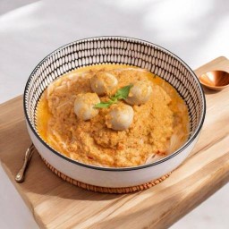 ขนมจีนน้ำยาปลาแซลม่อน คุณอ้อ คุ้มพญาไม้6