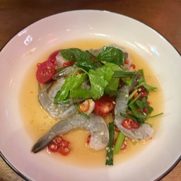 ยำกุ้งสด