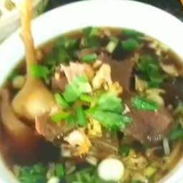 กวยเตี๋ยวใส้เนื้อ