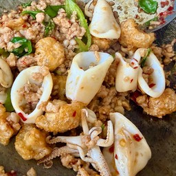 หมูสับ+ปลาหมึก+กากหมู