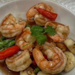 กุ้งผัดพริกขี้หนู ราดข้าว