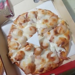 แฮม  ไส้กรอกไก่ ถาด 7 นิ้ว