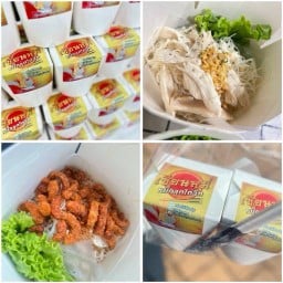 เซียนหมี่-หมี่คลุกไก่ฉีก โรงพยาบาลนพรัตนราชธานี