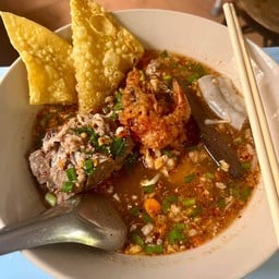 เตี๋ยวต้มยำ-ตามสั่งแม่อารีย์&น้ำชงคุณเปิ้ล ม.คุณาลัย บางขุนเทียน