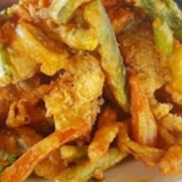 Ki02.39 ชุบแป้งทอด ผักรวม 100 กรัม