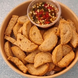 ข้าวหมูยอทอด (น้ำจิ้มซีฟู้ด)