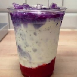 เผือกนมสดสตอเบอรี่