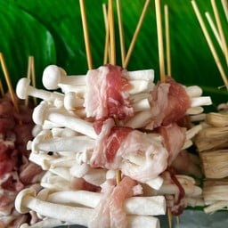 สามชั้นพันเห็ดหลินขาว