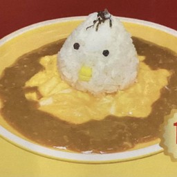 CURRY RICE OMELETTE