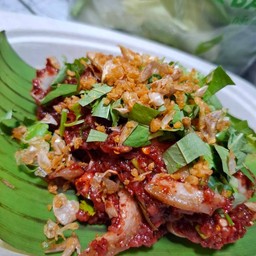 ลาบหมูดิบ