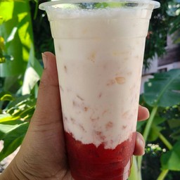 นมสดสตอเบอรี่(เย็น)