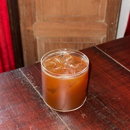 Thaanpin แท่นพิน