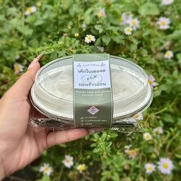 เค้กใบเตยสด ซอส มะพร้าวอ่อน